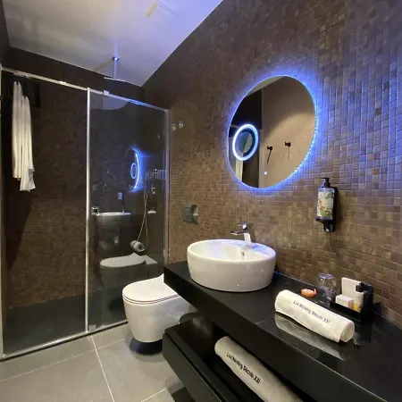 Lux Housing Seculo XXI Alojamento Premium D